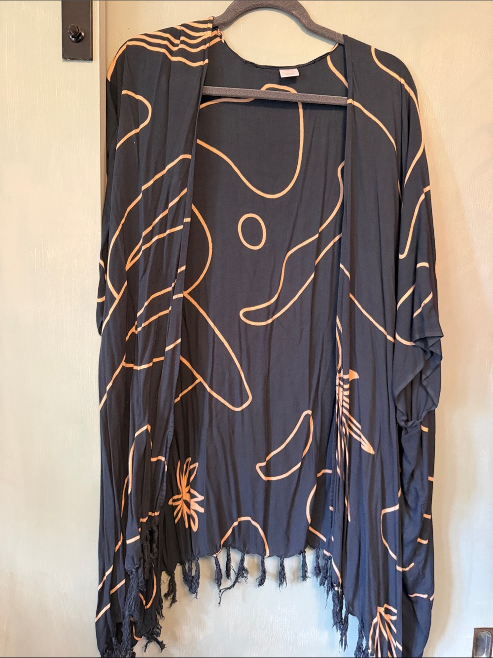 Black & Peach Abstract Fringe Kimono